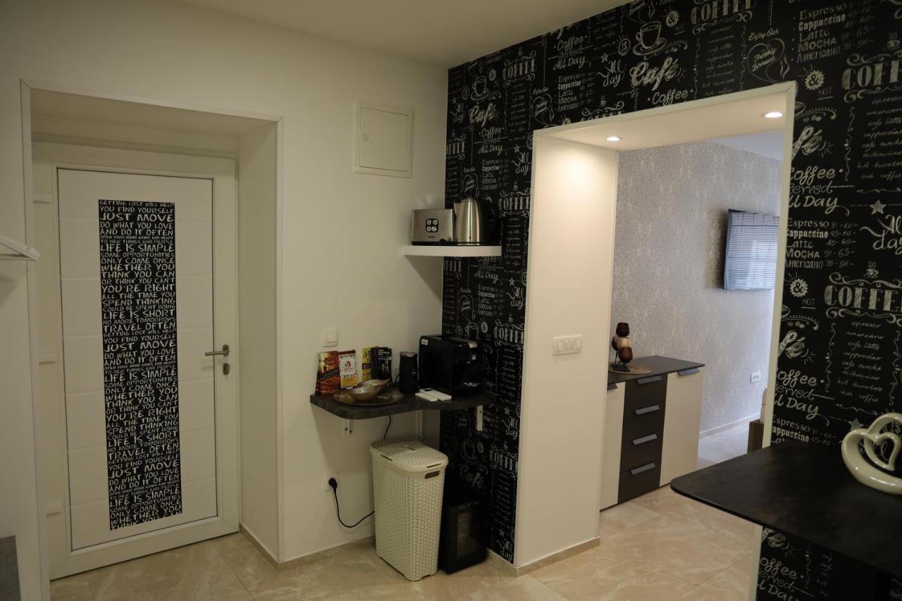 Love Nest Apartment Ljubljana Eksteriør bilde