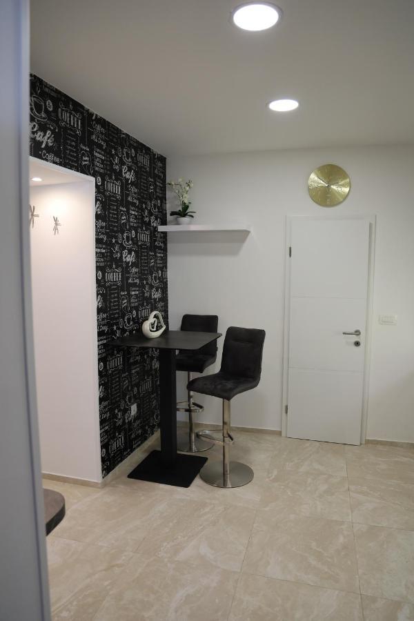 Love Nest Apartment Ljubljana Eksteriør bilde