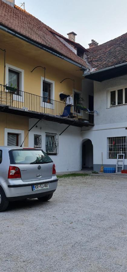 Love Nest Apartment Ljubljana Eksteriør bilde