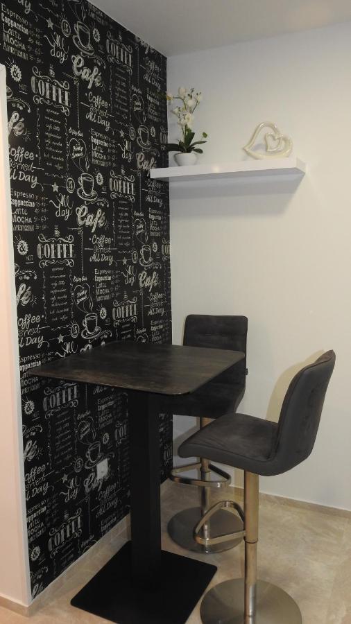 Love Nest Apartment Ljubljana Eksteriør bilde
